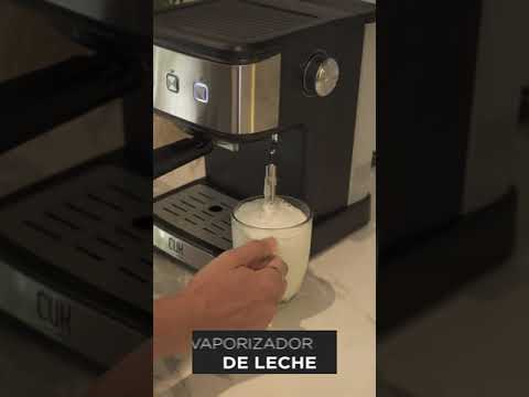 La cafetière super automatique de 19 bars qui transformera vos matins 