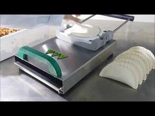 La revolucionaria máquina para hacer empanadillas: facilidad y