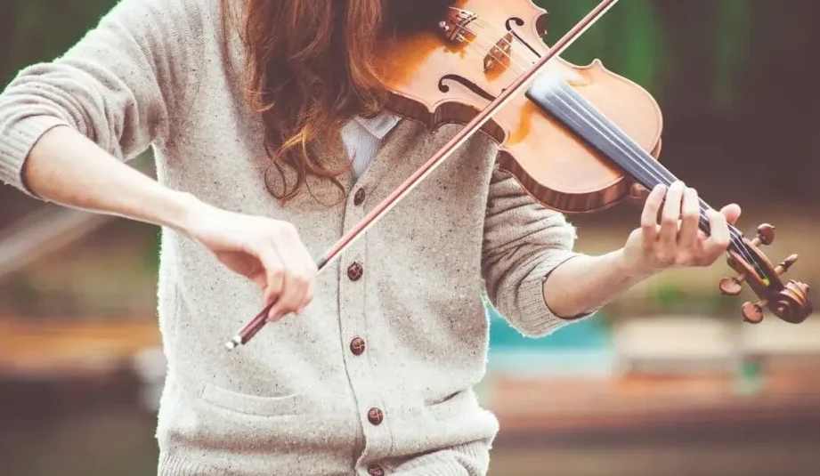 El desafío de dominar el violín: el instrumento más difícil de tocar