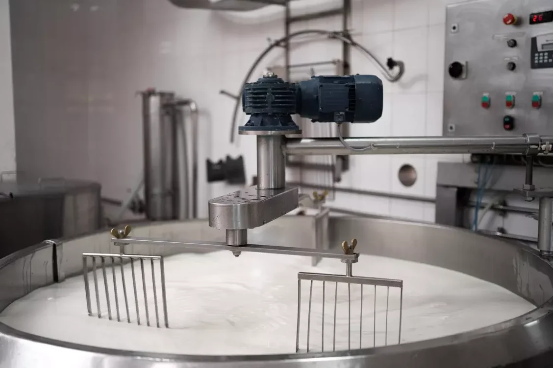 El tanque de enfriamiento de leche: clave para la calidad del producto